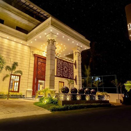 Polhena Grand Resort & Banquet Matara Exteriör bild
