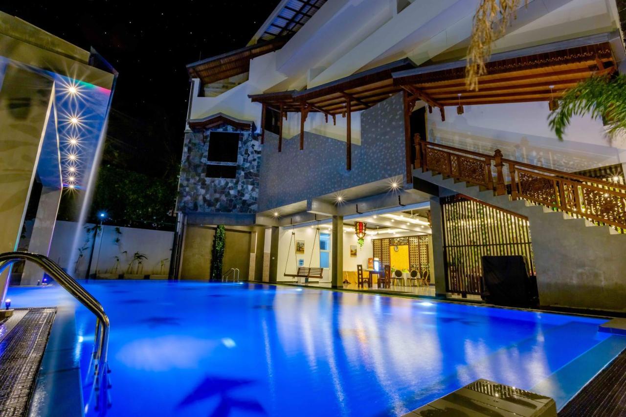 Polhena Grand Resort & Banquet Matara Exteriör bild