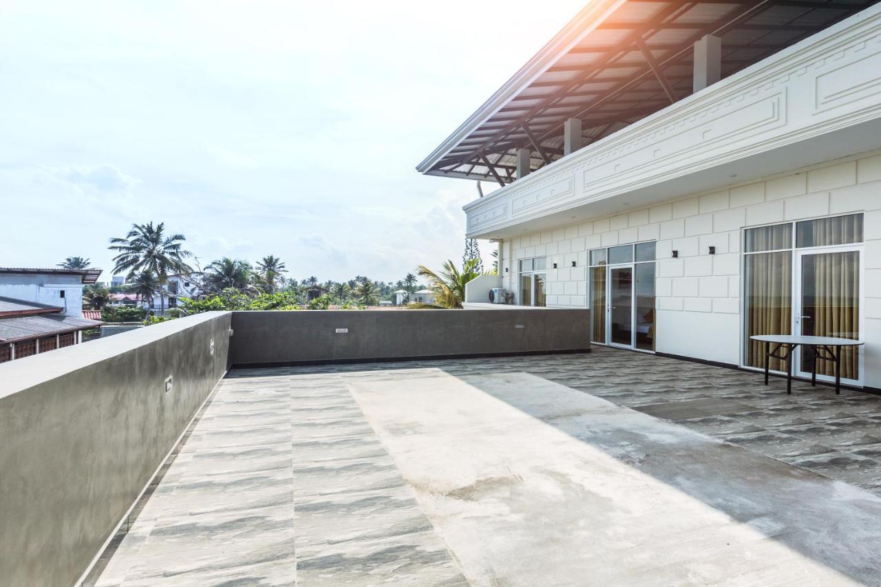 Polhena Grand Resort & Banquet Matara Exteriör bild